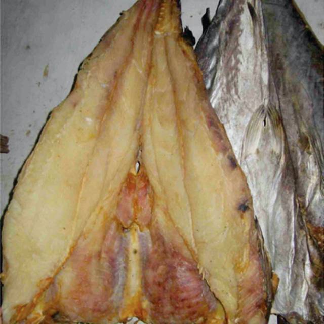 Ikan asin jambal Roti