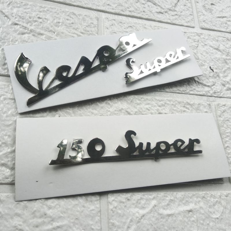 EMBLEM VESPA SUPER SET CHROM