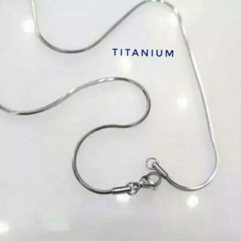 KALUNG WANITA DAN PRIA TITANIUM MODEL BULAT