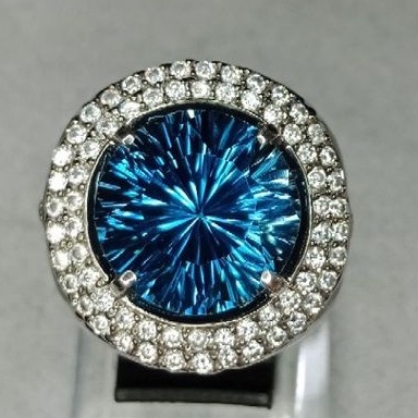 NATURAL BLUE TOPAZ LONDON (custom cutting)