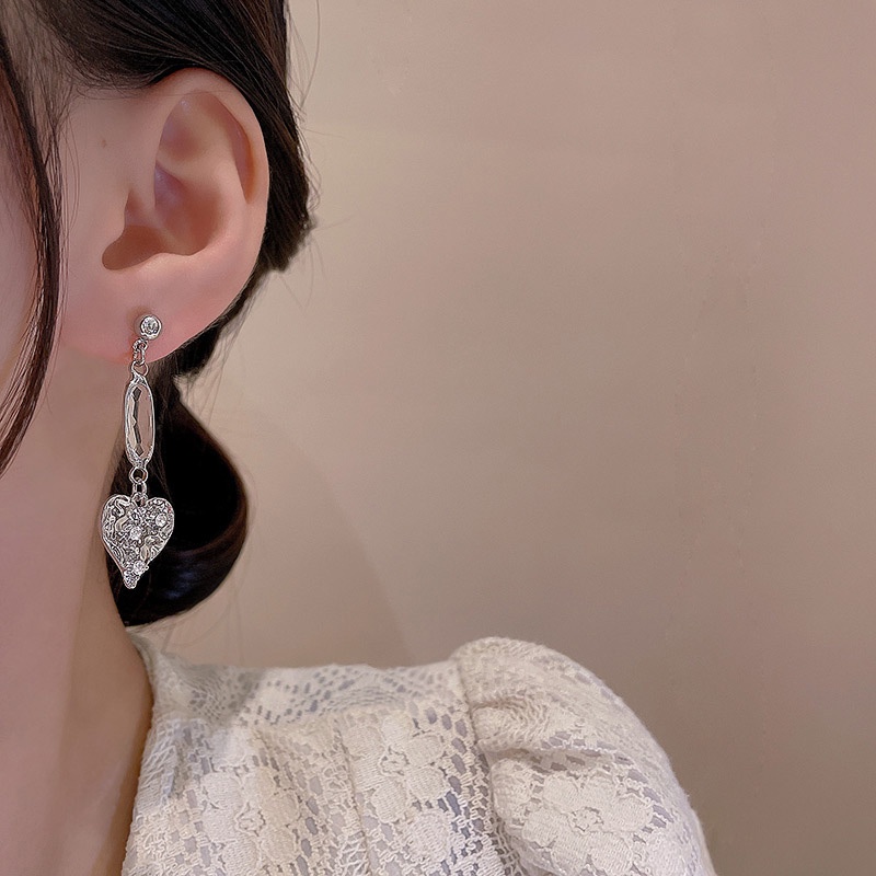 Anting Tusuk Sterling silver 925 Desain Hati Asimetris Hias Kristal Zircon Mewah Untuk Wanita