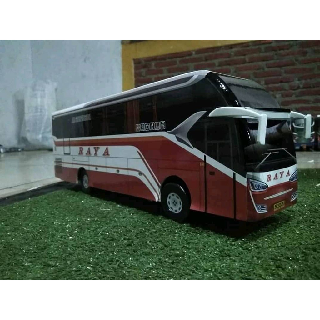 Miniatur Bus Raya SR2
