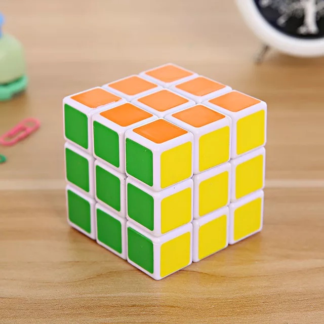 Rubik Putar Mainan Tradisional Cube World Magic 5x5