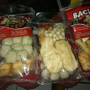 

Dijual Baso aci khas garut bacigar cilok kuah Diskon