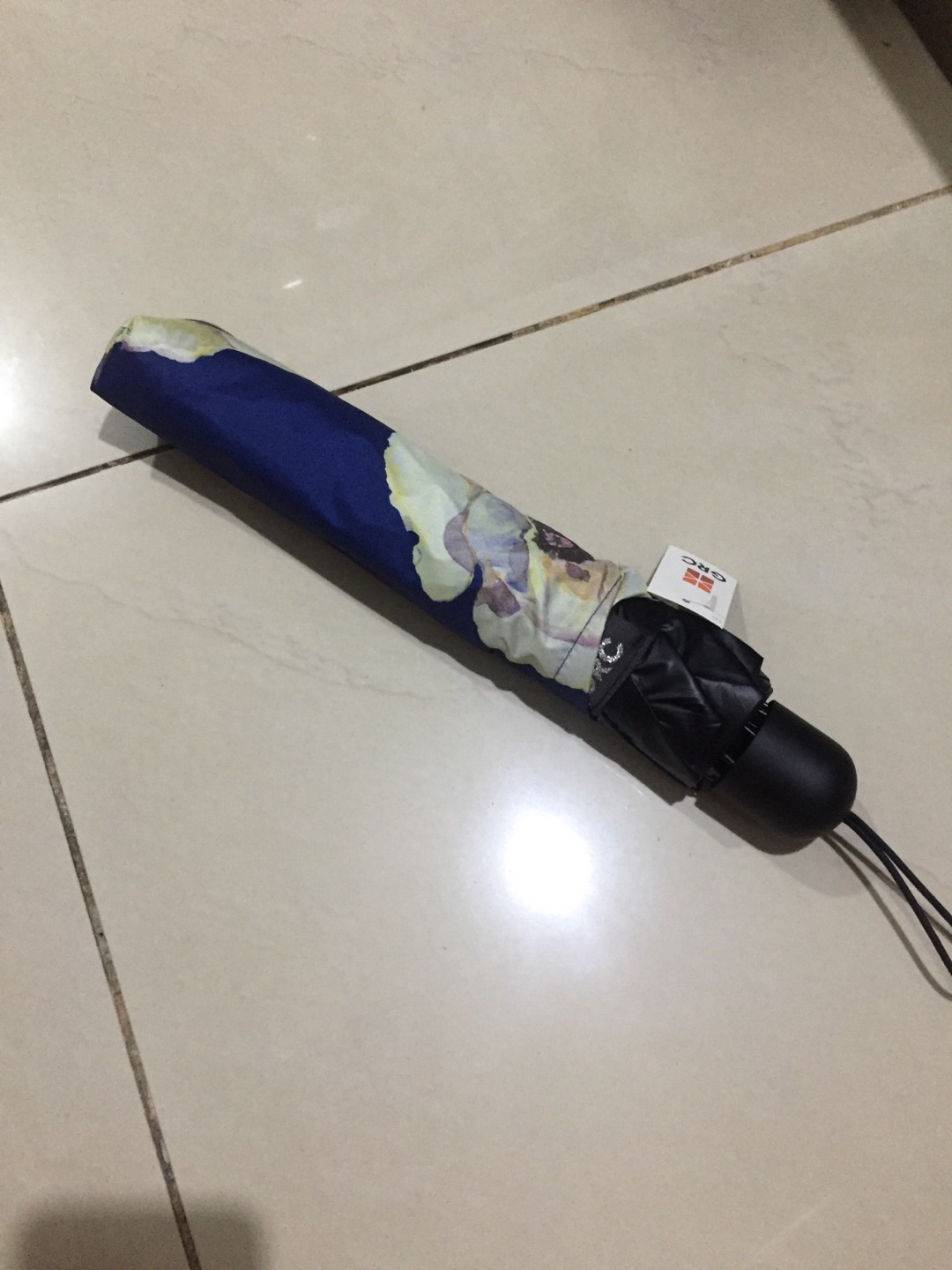 Payung Lipat 3 Kelopak Bunga / Lapis Hitam / Antiuv / Grc - A985