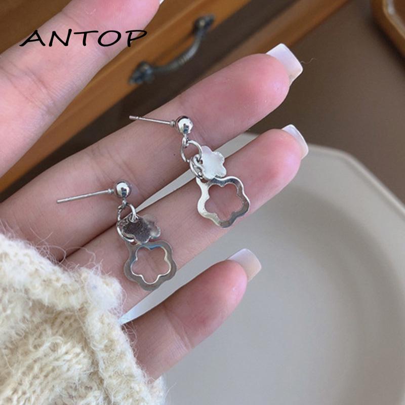 Anting Klip Bentuk Bunga Kecil Model Hollow Out