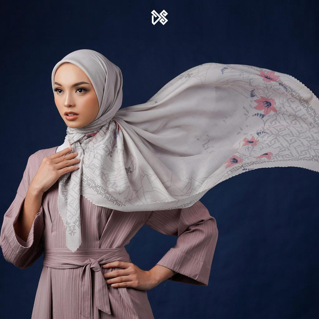 Dyah Suminar - Hijab Voal Scarf Loisa Royal Series - Asahy