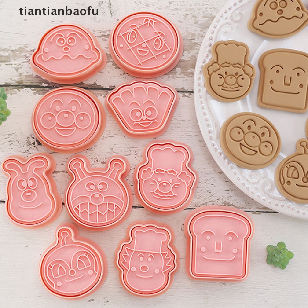 10 Pcs Cetakan Pemotong Kue Cookies Desain Run Kingdom Dessert