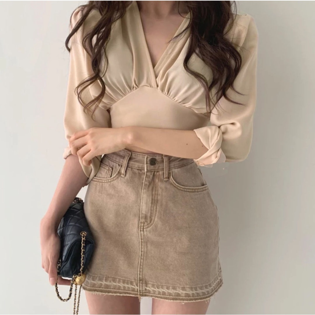 Atasan blouse wanita V shape korean look 895