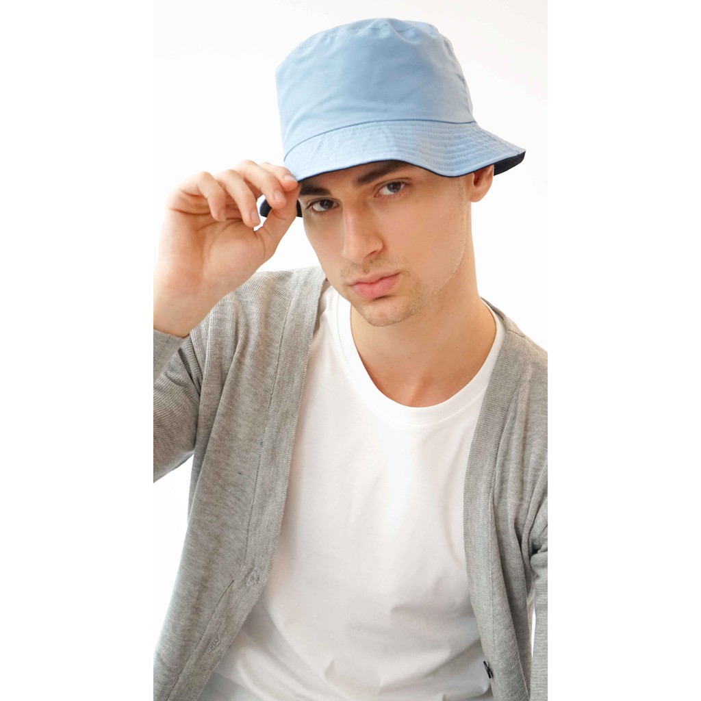 Houseofcuff Bucket Hat Topi Polos Bolak balik Biru muda - Hitam