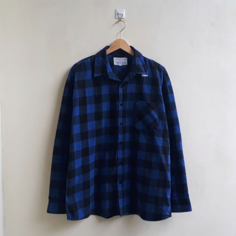 Kemeja Flannel Shirt Black Number Studios