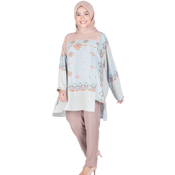 Neza Top in Blue Ria Miranda Dekade Allsize Preloved