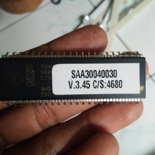 IC TDA 12011 SAA30040030 IC program Ic micom LG 29 inch Kaki pin Zig zag Original