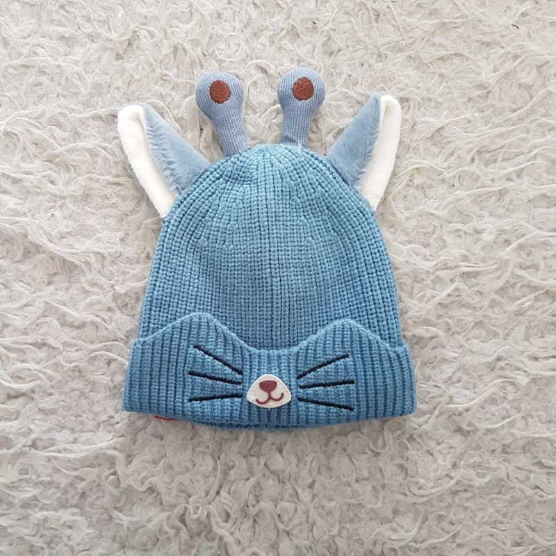 Topi bayi Imut