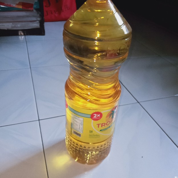 Tokoyani Minyak Goreng Tropical Botol 2 Liter