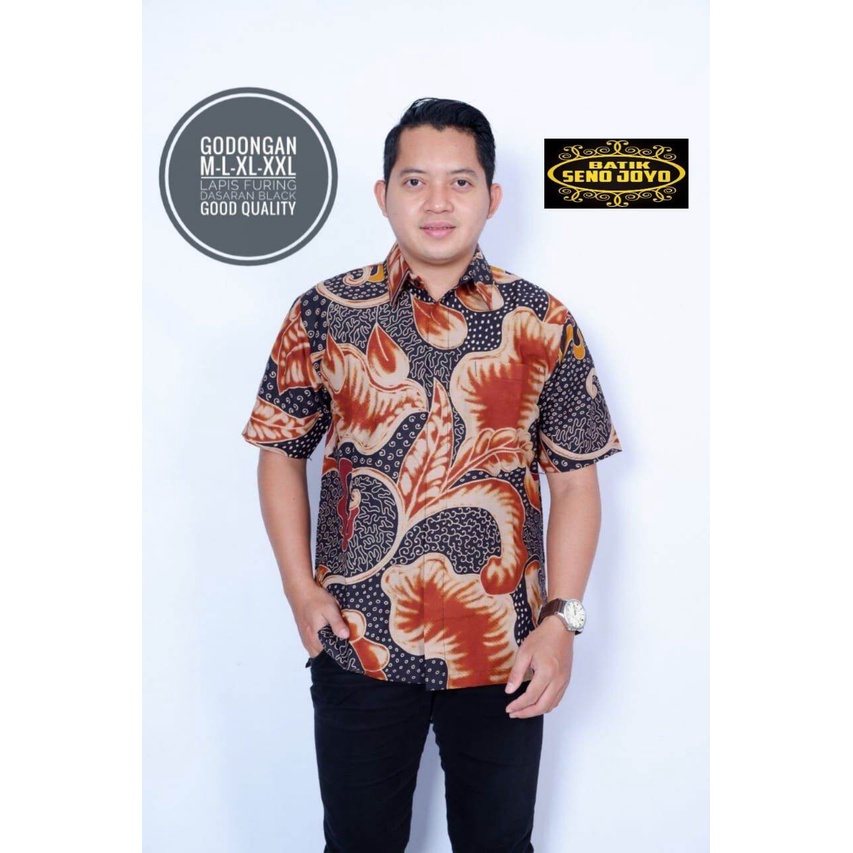 Kemeja batik pria lengan pendek warna merah hitam / batik pendek terbaru motif daun merah / batik cowok terbaru lapis furing / hem batik kerja / batik pesta lengan pendek warna merah / kemeja batik lengan pendek godongan