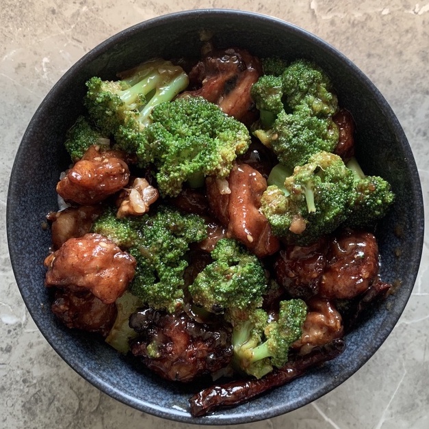 

paket siap masak (2 porsi) ayam saus tso dengan brokoli