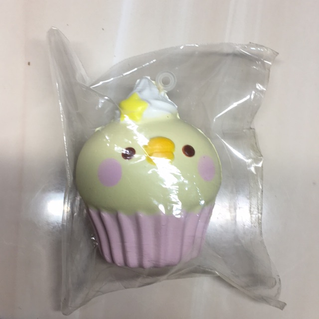 

Fuwakyun Cupcake (Licensed)