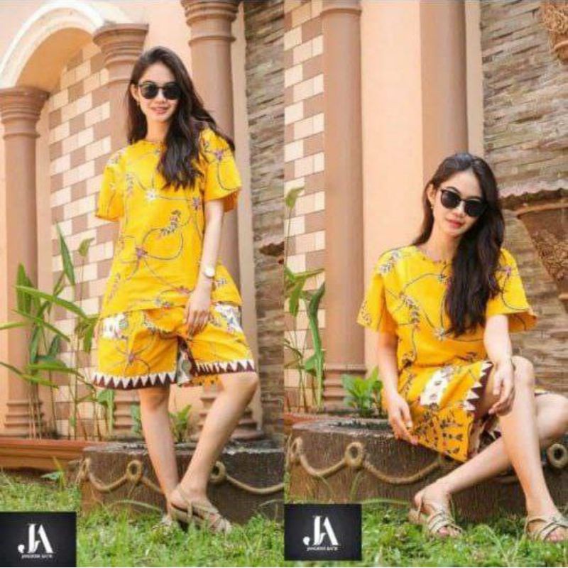 STELAN BATIK ATASAN LENGAN PENDEK &amp; CELANA PENDEK