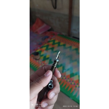 

assalamualaikum,,,selamat datang ditoko kami, satu set paket hemat peralatan menulis lengkap tinta