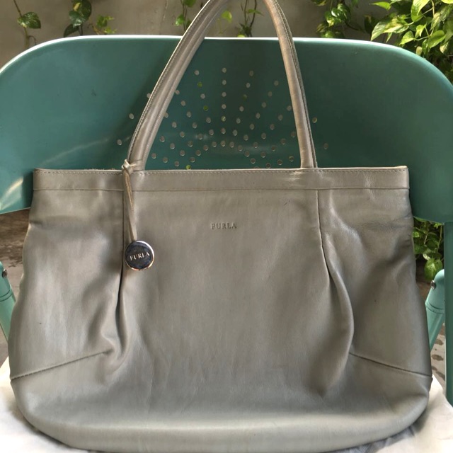 Furla Leather Tote bag Authentic. Preloved Original bag tas kulit second