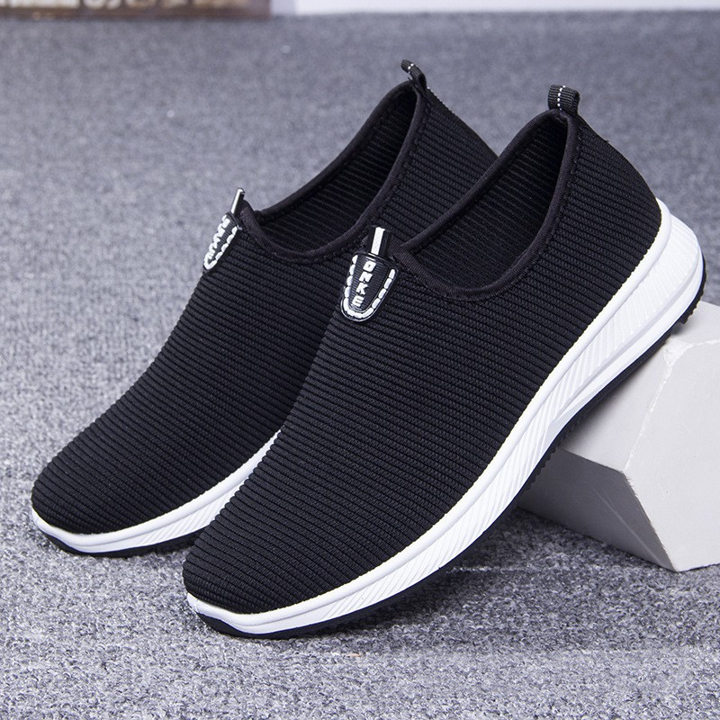 1001 IMPORT SEPATU SLIP ON PRIA SPORT  ONKE + BOX DAN KAOS KAKI !!! - 3 WARNA