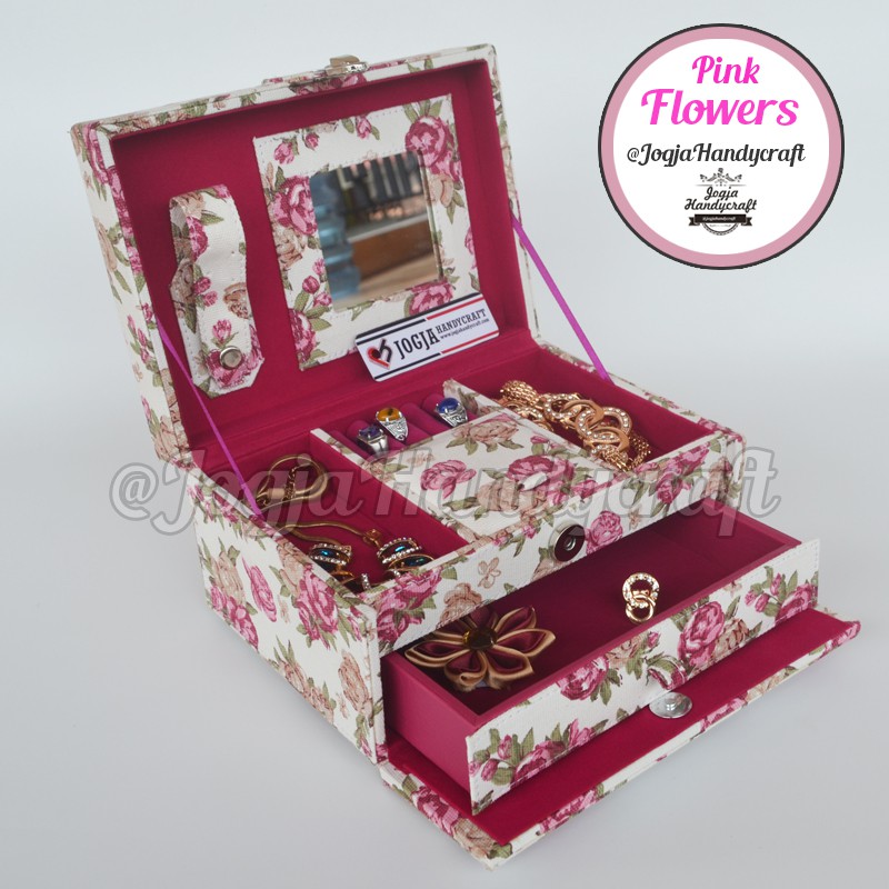 Kotak Tempat Perhiasan &amp; Aksesoris Cincin Gelang Kalung / Jewelry Box