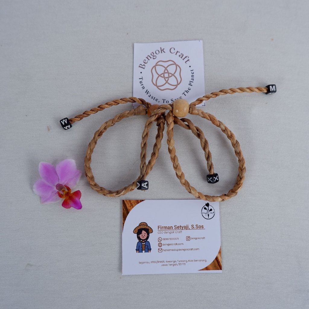 Bengok Bracelet Kepang_Gelang Enceng Gondok Handmade