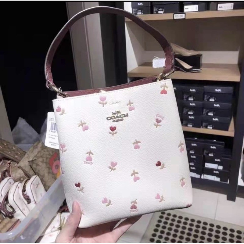 COACH SMALL TOWN BUCKET BAG WITH HEART FLORAL PRINT (2811)