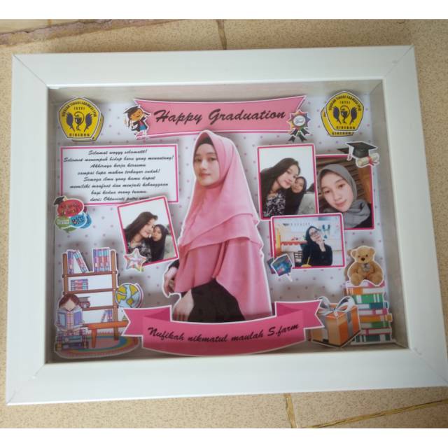 Download Hadiah Wisuda 20 X 25 Cm Kado Wisuda Unik Scrapframe Frame 3d Bingkai 3d Graduation Shopee Indonesia