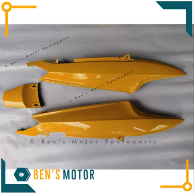 Cover Body Belakang Yamaha Mio Sporty / Body Samping Mio Sporty Kuning