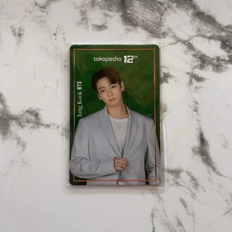 pc jungkook photocard bts x toko green hijau sebelah