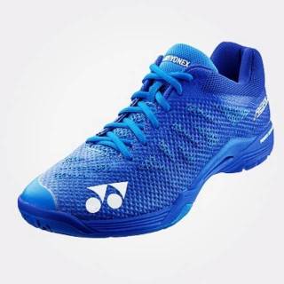 AERUS 3 YONEX sepatu  badminton  bonus kaos kaki ori 