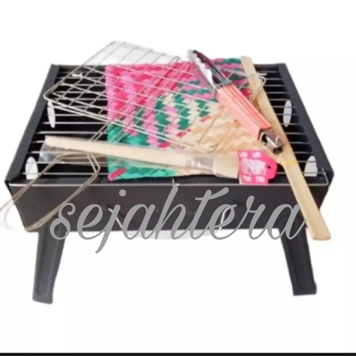 PAKET PEMANGGANG SERBA GUNA PANGGANGAN PORTABL BERBEQUE GRILL DENGAN MENGGUNAKAN BAHAN BAKAR ARANG.