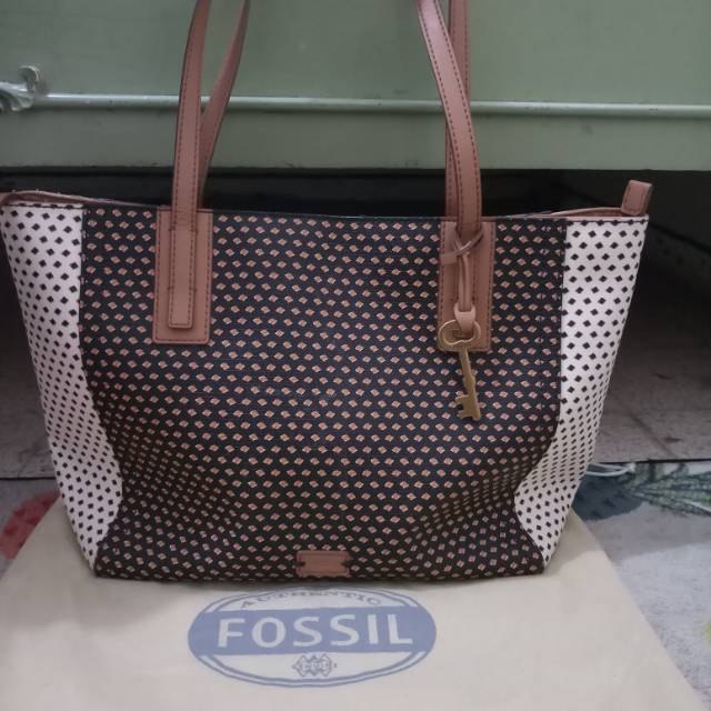 Tas fossil ori preloved