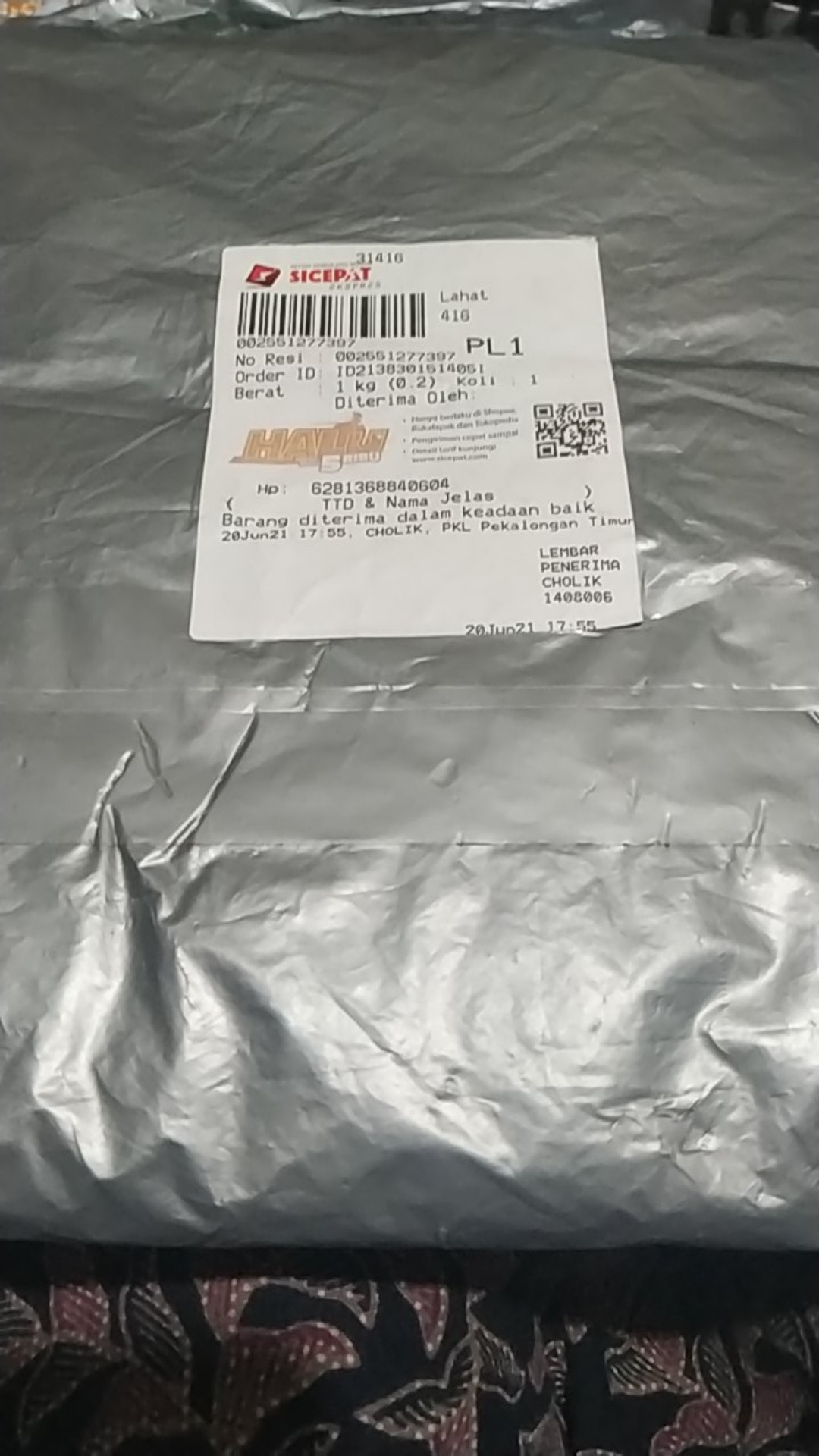 Kemeja Batik Lengan Panjang Motif Wayang Dua Jokowi