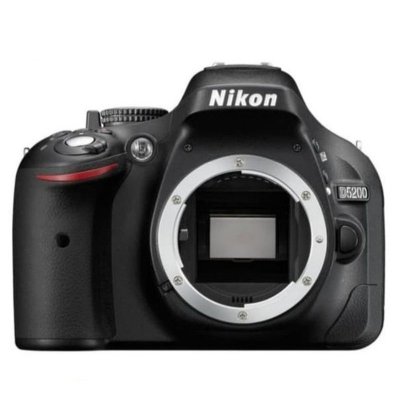 Camera Nikon d5200 body only