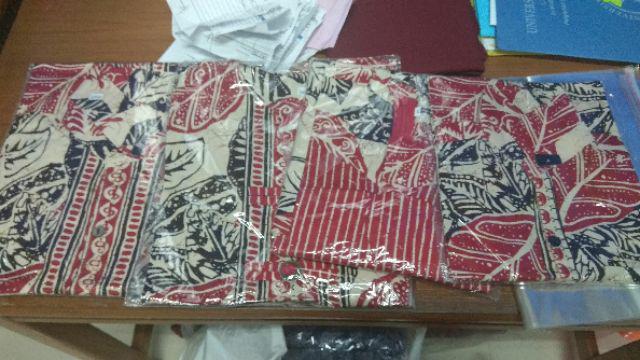 Kemeja 001 Vd# Kemeja Batik Anak Motif Bunga Warna Merah Bahan Katun Stretchy