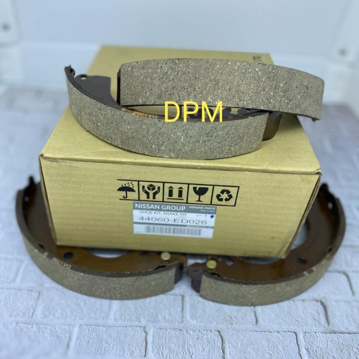 BRAKE SHOE REAR- KAMPAS REM BELAKANG LIVINA X GEAR 44060-ED026