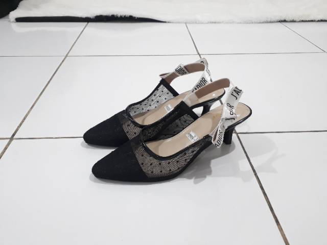 (freebox DR) Swiss Dotted Heels Tulang 5cm - JRL.01