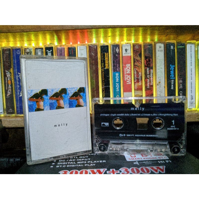 Kaset Pita Melly