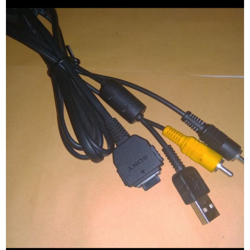 kabel data kamera digital sony T100
