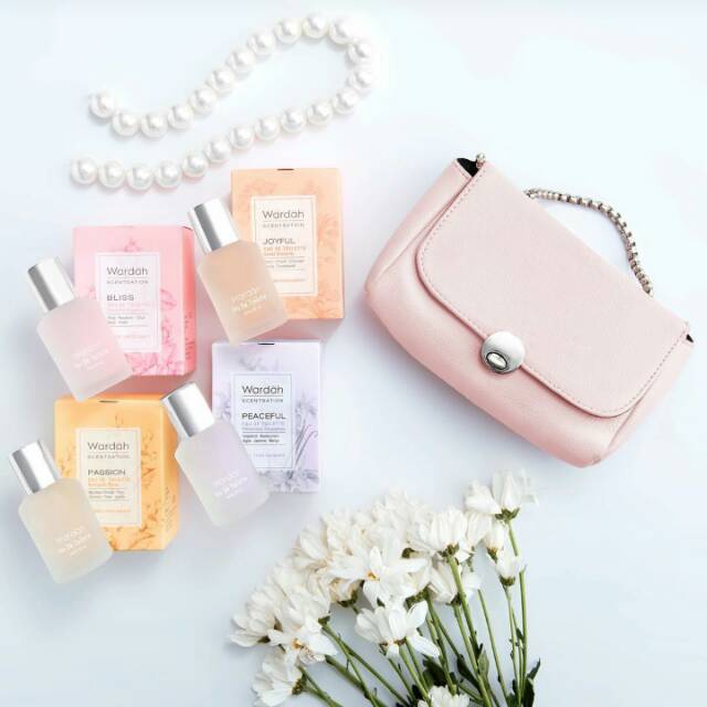 Parfum Wardah.