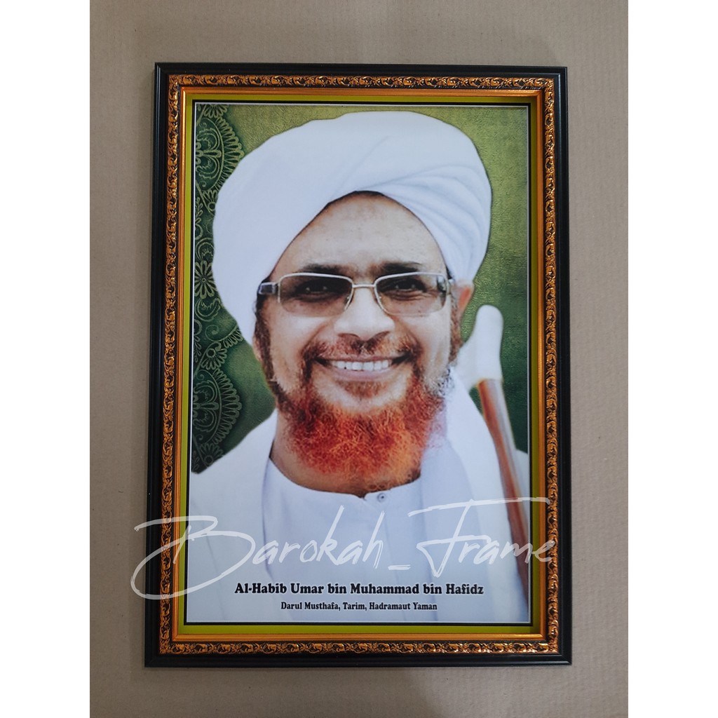 Foto habib bingkai pigura foto habib dan ulama Habib Umar bin Hafizd Senyum a3+