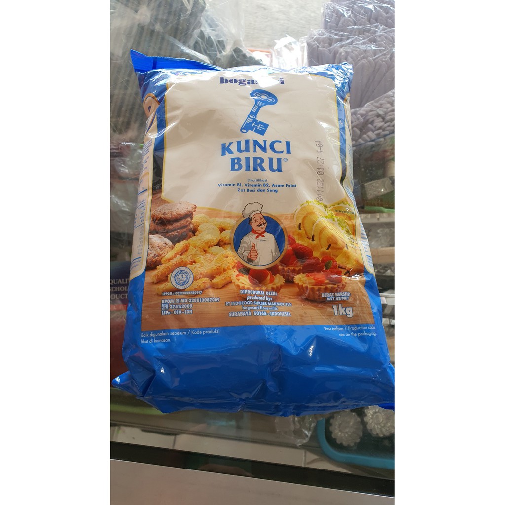

Tepung Terigu Kunci Biru kemasan 1kg