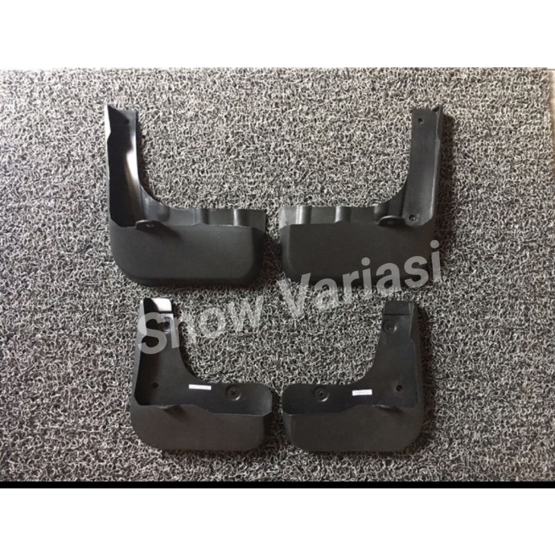 Karpet Lumpur / Mud Guard Mobilio 2017 RS