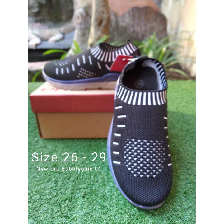 New Era Bubblegum 01 Sepatu  Slip On Hitam Putih Anak  PAUD  