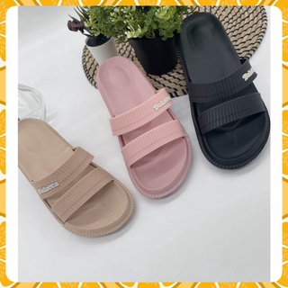Image of Sandal Wanita Kekinian Terbaru Slip On Simpel Bahan Karet Berkualitas Tidak Licin
