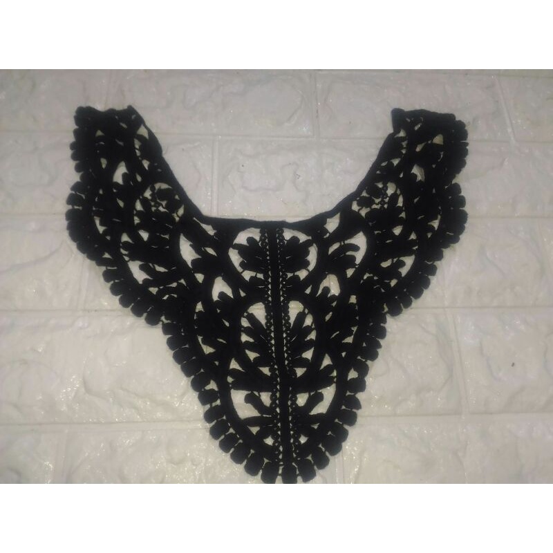 Renda dada rajut hitam 02