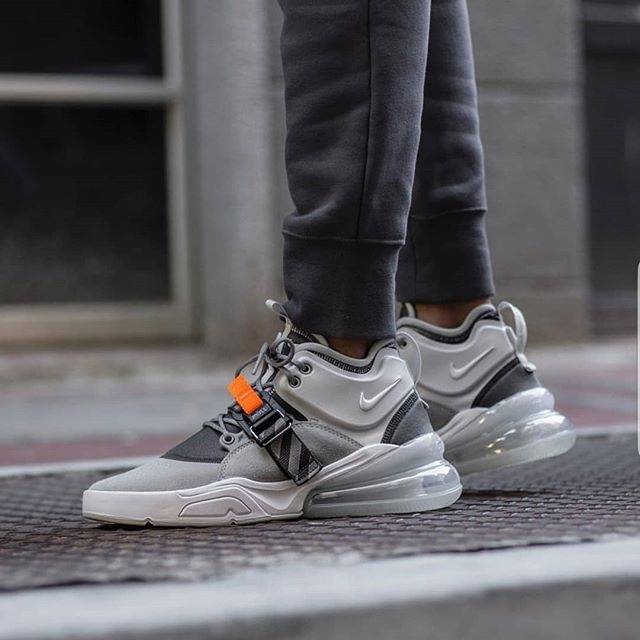 Nike Air Force 270 Wolf Grey